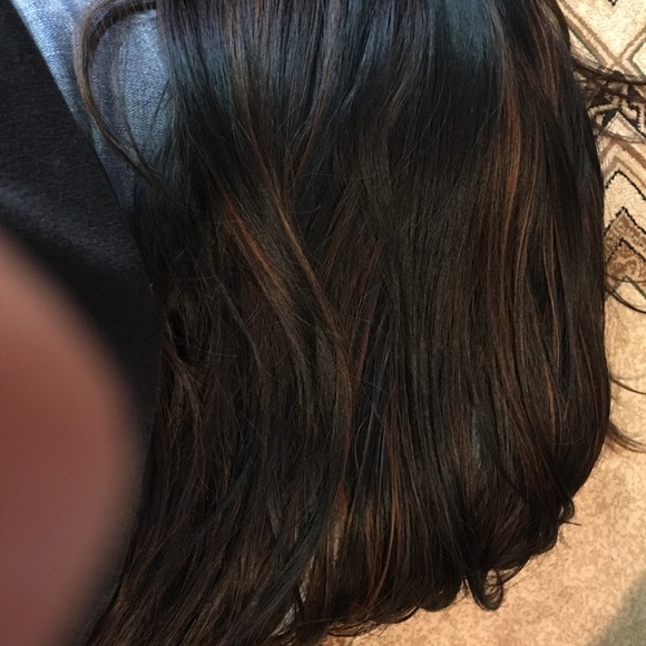 Black wig with chestnut streaks - Picture 6 of 8